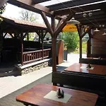 Maison d'hôtes Ve Dvorku *