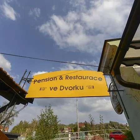 Ve Dvorku Vendégház *