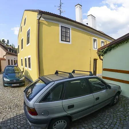 Ve Dvorku * Český Krumlov