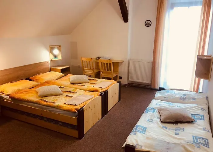 Ve Dvorku Casa de hóspedes