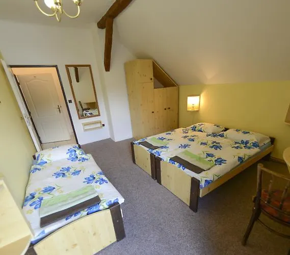 Ve Dvorku Vendégház *