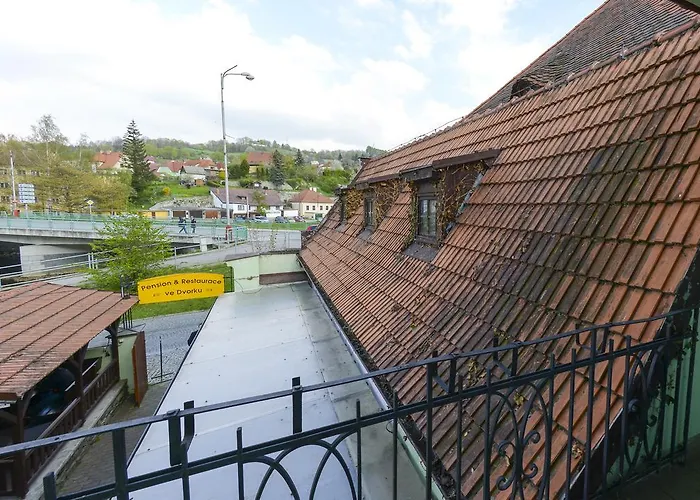 Vendégház Ve Dvorku