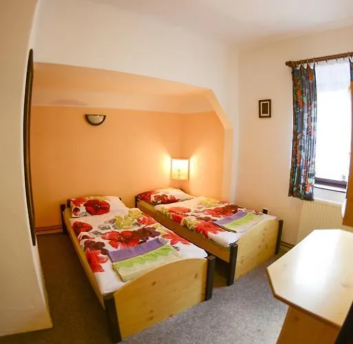 Ve Dvorku Casa de hóspedes