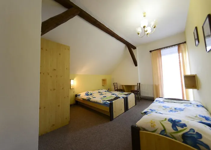 Ve Dvorku Casa de hóspedes